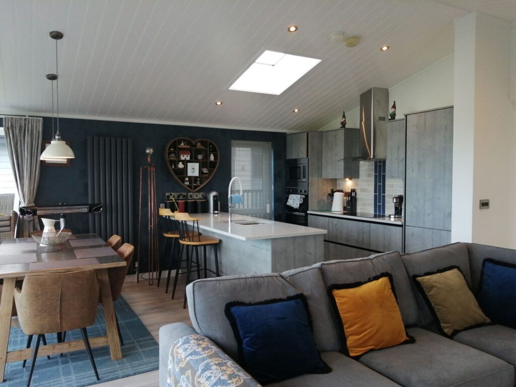 buy holiday lodge UK