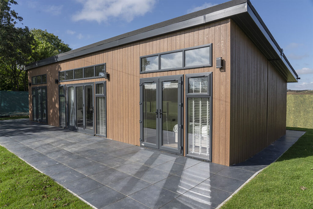 lodge cabin for sale