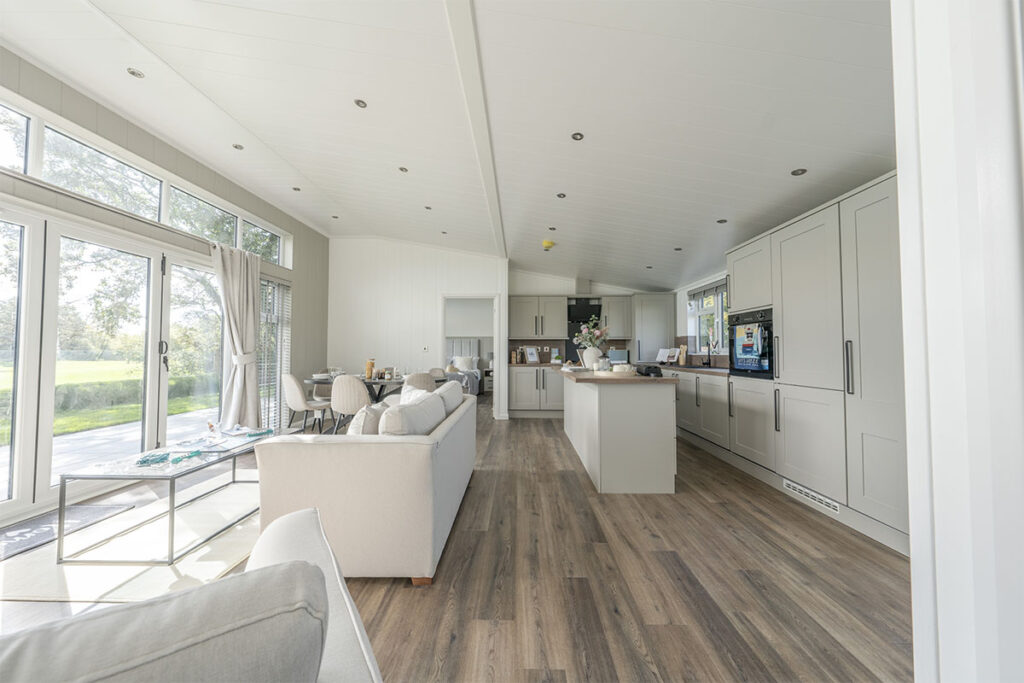 lodge cabin for sale