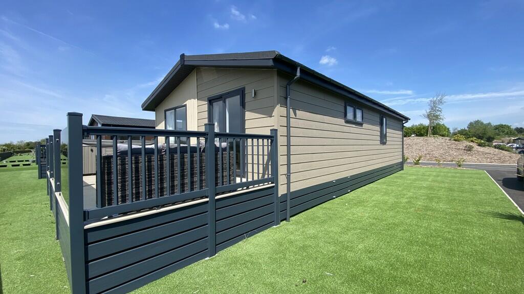 rookery manor lodges for sale