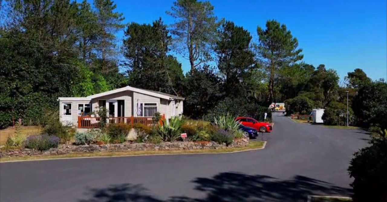 lodges for sale matlock